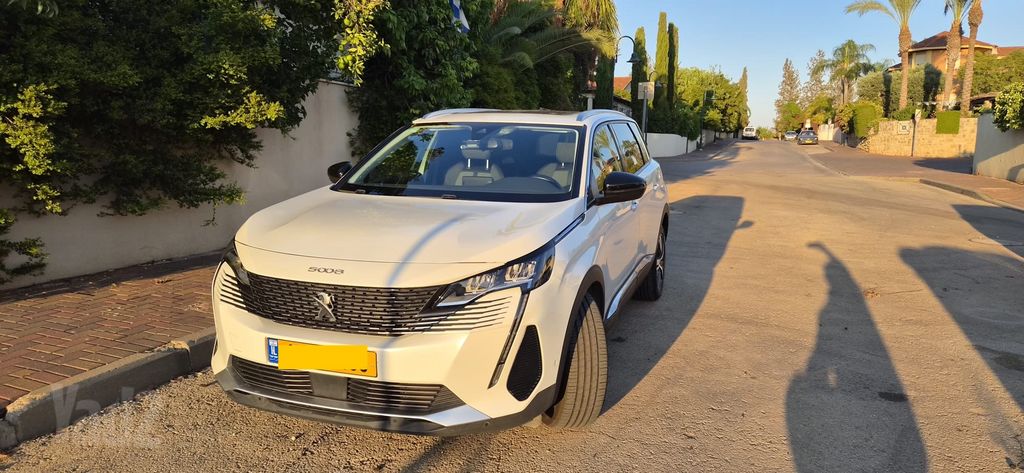 מודעת רכב פיג'ו 5008