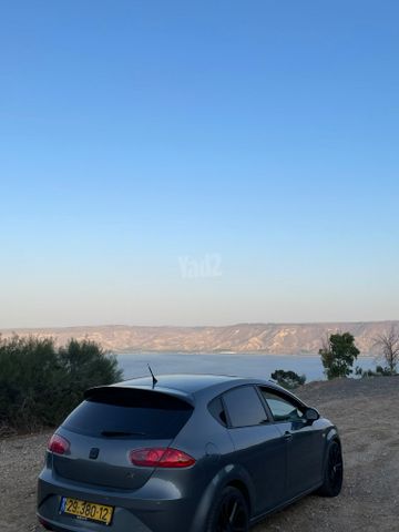 סיאט לאון