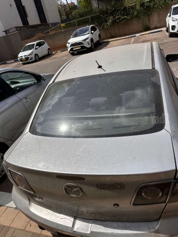 מאזדה 3