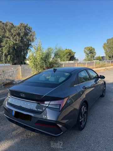 יונדאי אלנטרה