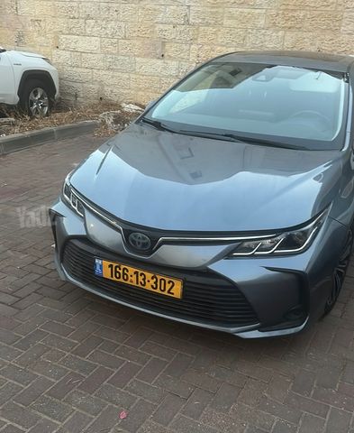 מודעת רכב טויוטה קורולה