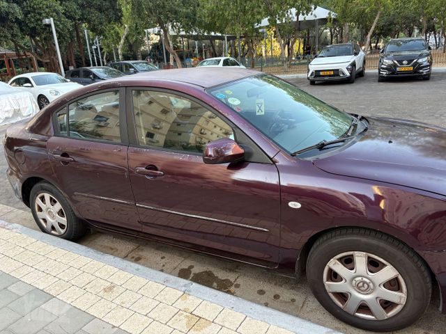 מאזדה 3