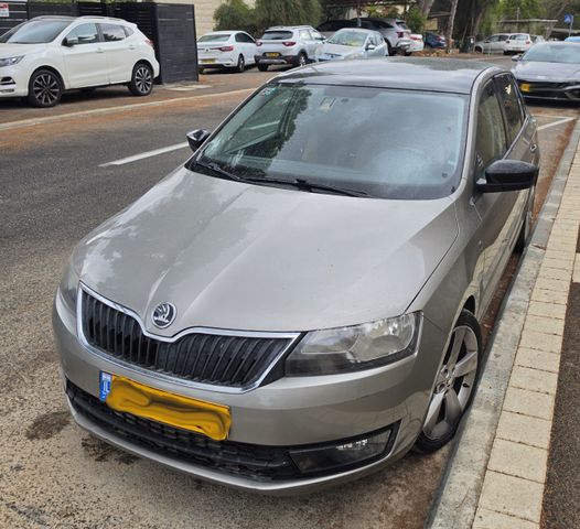 סקודה ראפיד