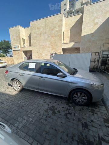 פיג'ו 301