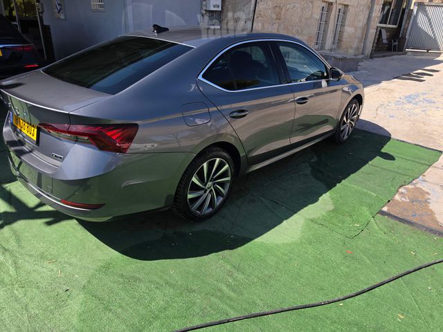 סקודה אוקטביה