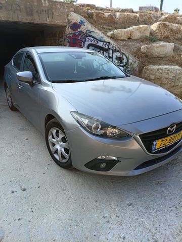 מאזדה 3