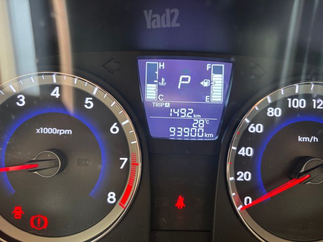 יונדאי אקסנט i25