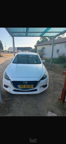 מודעת רכב מאזדה 3
