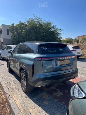 ג'אקו J7