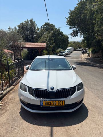 סקודה אוקטביה 