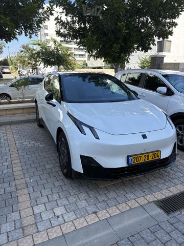 מודעת רכב לינק אנד קו 02