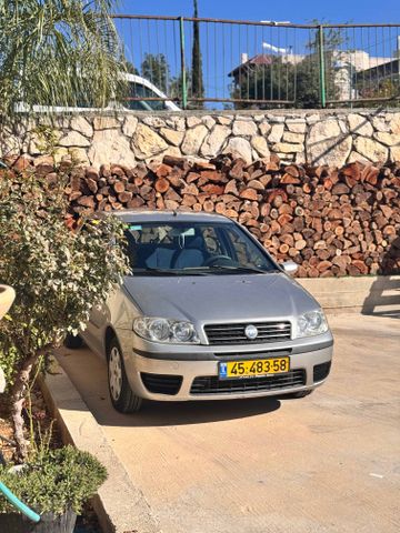 מודעת רכב פיאט פונטו