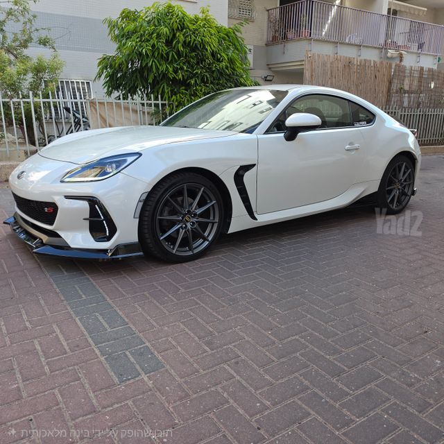 מודעת רכב סובארו BRZ