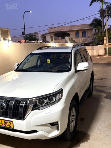 מודעת רכב טויוטה לנד קרוזר