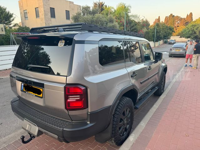 מודעת רכב טויוטה לנד קרוזר