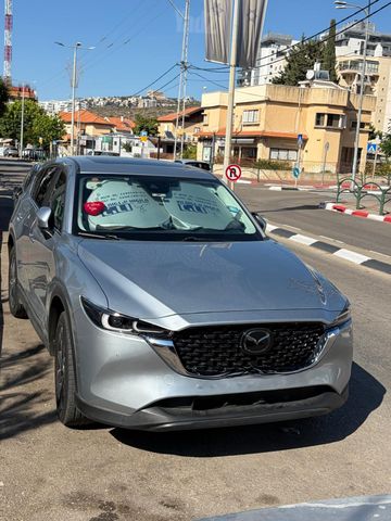 מודעת רכב מאזדה CX-5