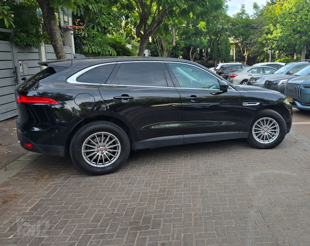 יגואר F-Pace