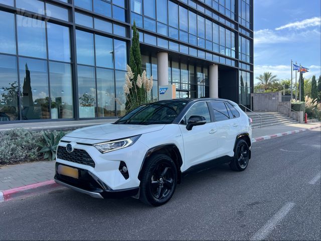 מודעת רכב טויוטה RAV4