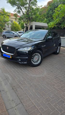 מודעת רכב יגואר F-Pace