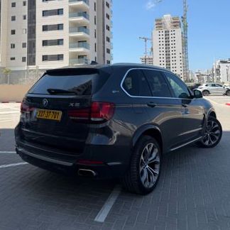 ב מ וו X5