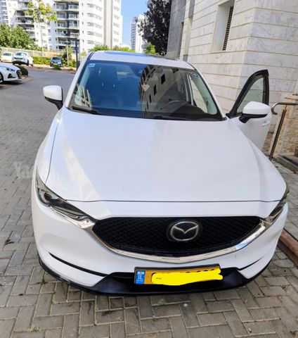 מודעת רכב מאזדה CX-5