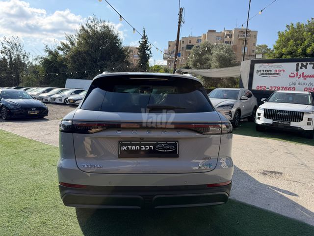 צ׳רי טיגו 9