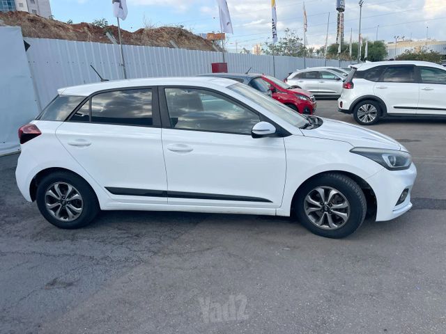 יונדאי i20