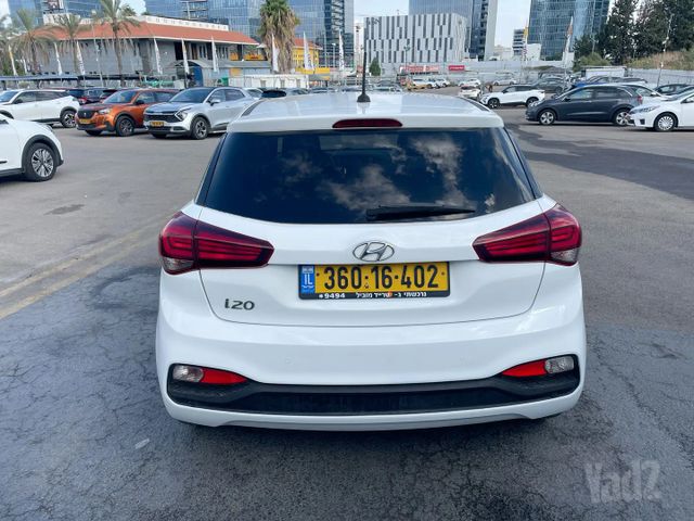 יונדאי i20
