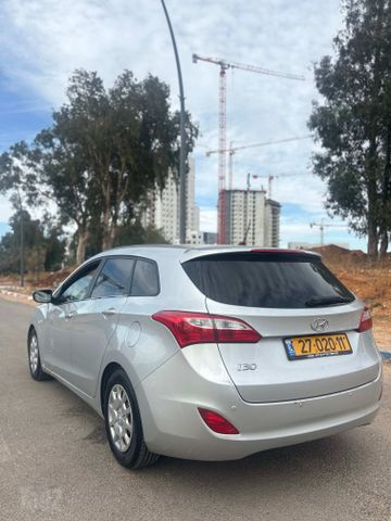 יונדאי i30