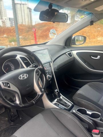יונדאי i30