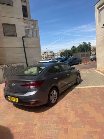 יונדאי אלנטרה