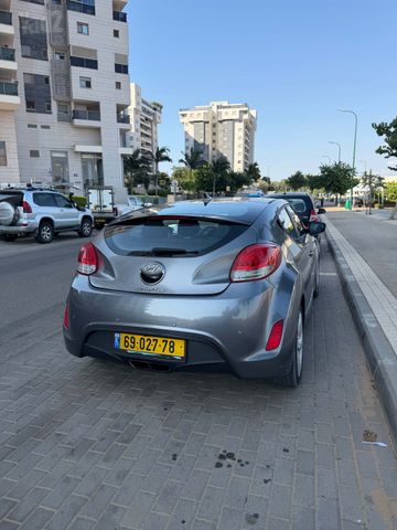 יונדאי ולוסטר