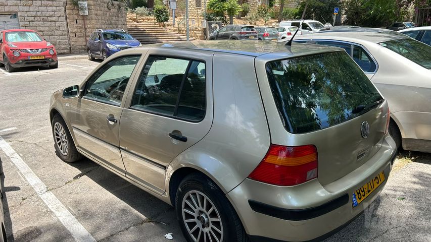 מודעת רכב פולקסווגן גולף