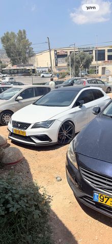 סיאט לאון