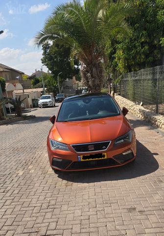 סיאט לאון