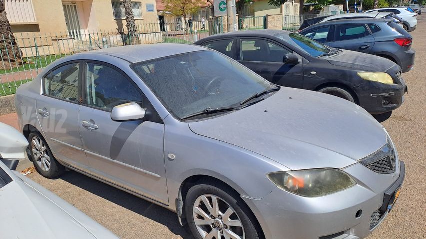 מאזדה 3