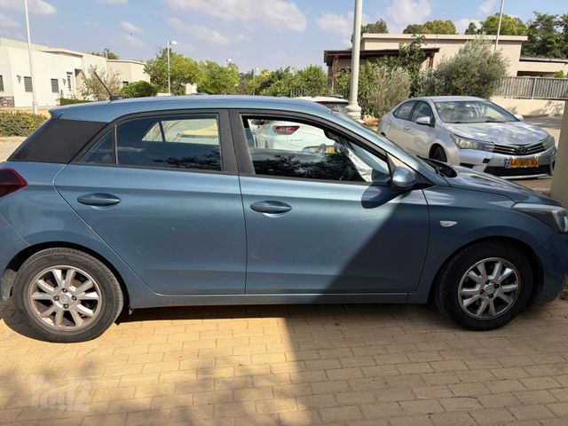 יונדאי i20