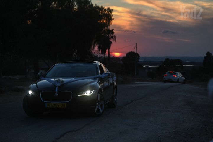 מודעת רכב יגואר XE