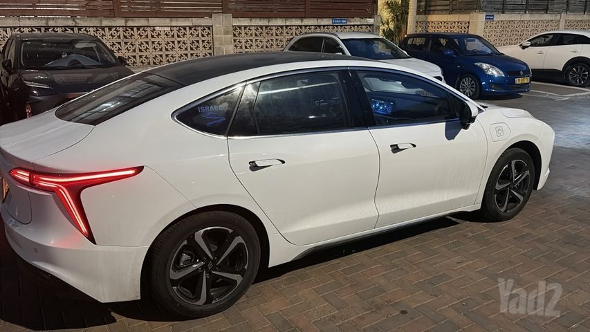 מודעת רכב אי.וי איזי  Limo