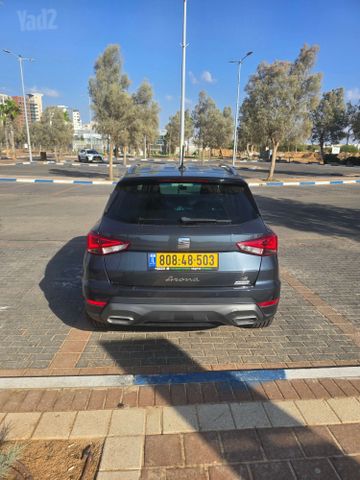 מודעת רכב סיאט ארונה