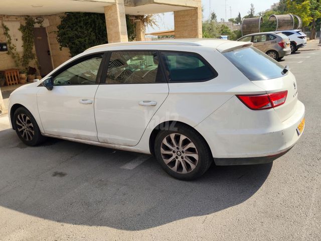 סיאט לאון