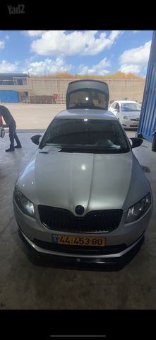 סקודה אוקטביה