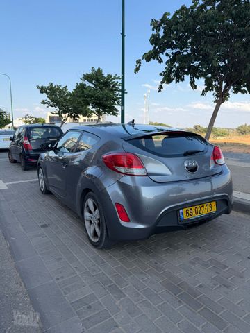 יונדאי ולוסטר