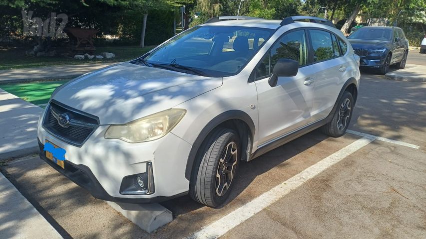 מודעת רכב סובארו XV