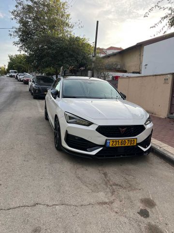 קופרה לאון