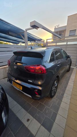 קיה נירו