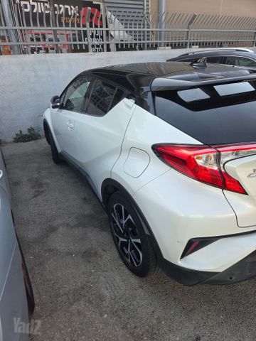 טויוטה C-HR