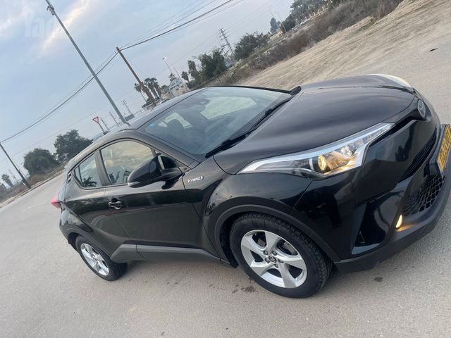 טויוטה C-HR