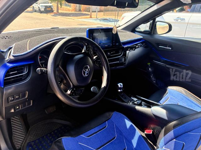 טויוטה C-HR