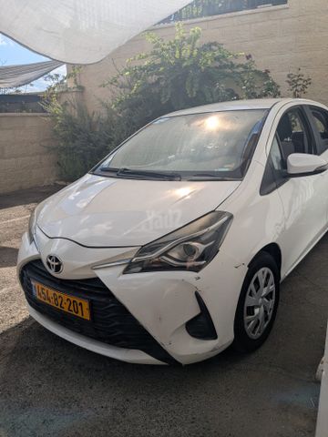 מודעת רכב טויוטה יאריס